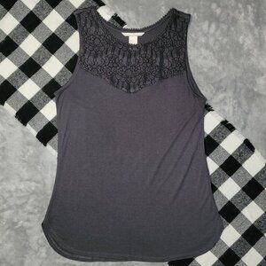 S | H&M | Lace Embellished Sleeveless Top